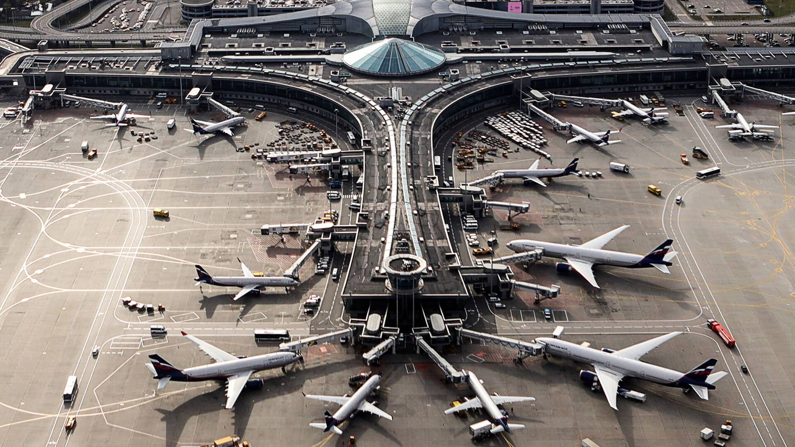 5 Terminals & 3 Runways: The History Of Moscow's Sheremetyevo Airport