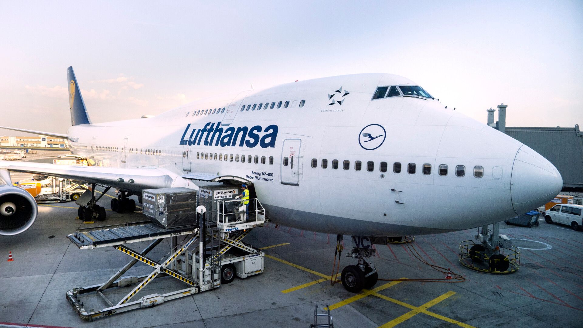Lufthansa Is Now Operating Daily Boeing 747-400 Flights