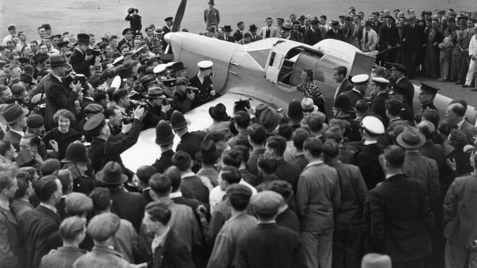 Amy Johnson - The First Woman To Fly Solo From London To Australia