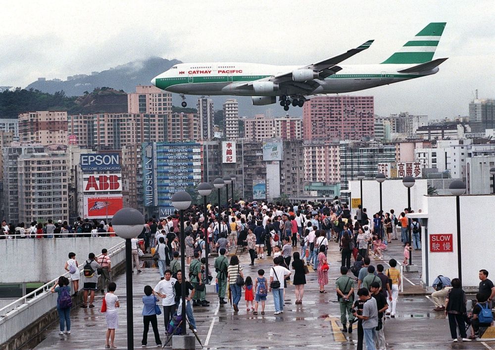 24 Years Ago Today: Hong Kong's Legendary Kai Tak Airport Closes