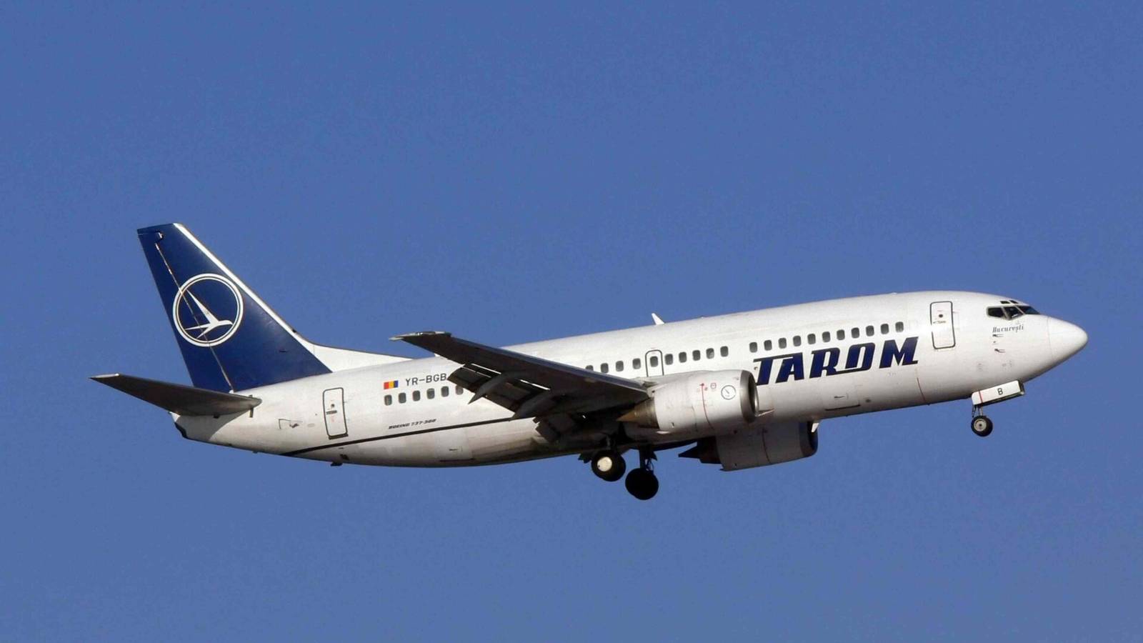 Farewell To A Classic: TAROM Retires Its Boeing 737-300s