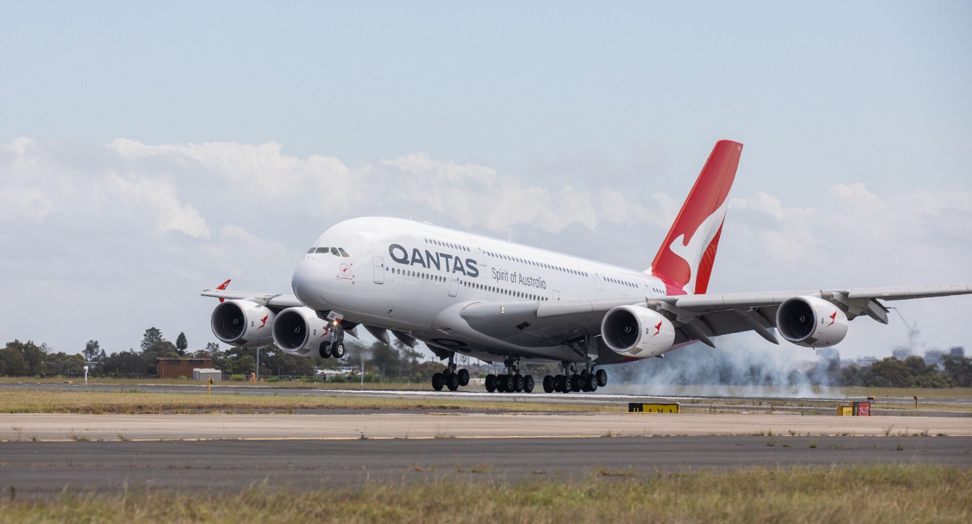 Qantas Flies Epic 19 Hour A380 Flight From Germany To Sydney