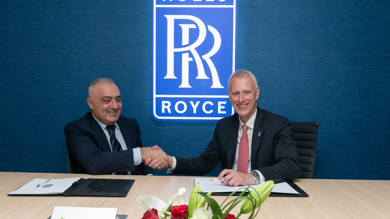 Rolls-Royce To Re-Engine Silk Way's Boeing 747 Freighters
