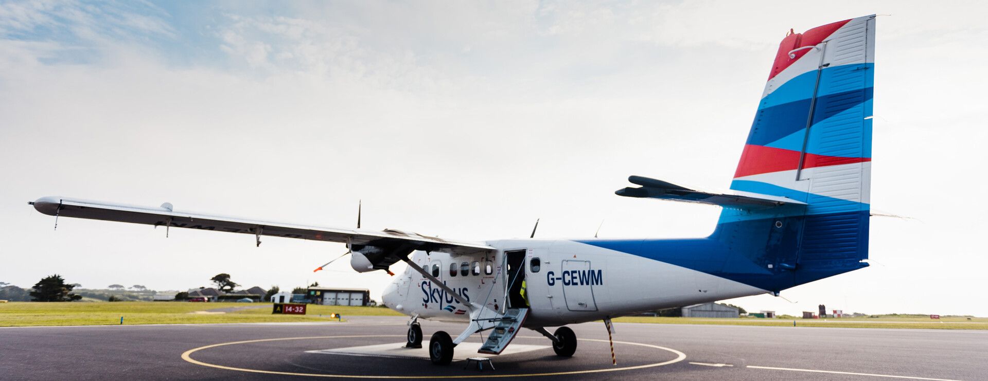 Aurigny Borrows A Small Plane From The Isles Of Scilly
