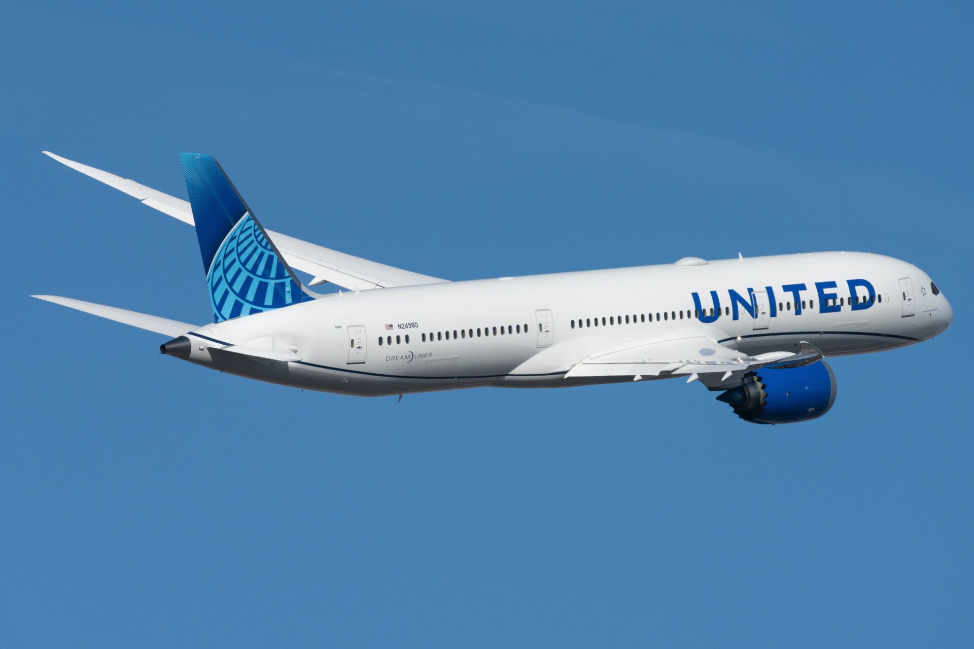 United Airlines Plans Singapore Relaunch In January