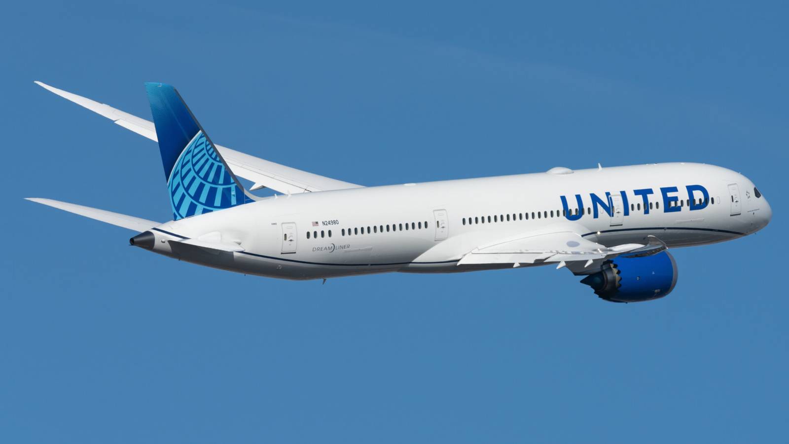 United Airlines Plans Singapore Relaunch In January