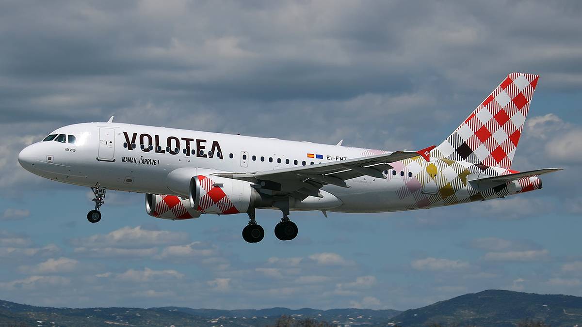 Volotea A319 Makes Emergency Landing Following False Bomb Threat