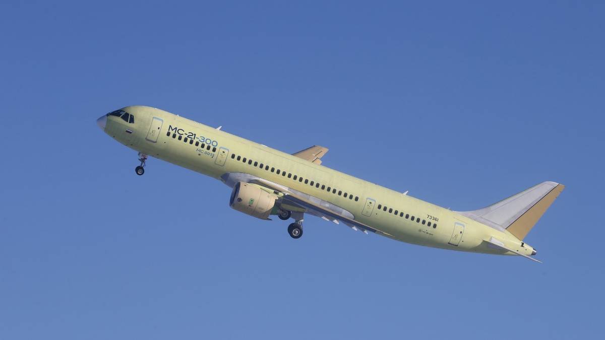 The Russifying Continues: The MC-21 Flies With Russian Composite Wings For The First Time