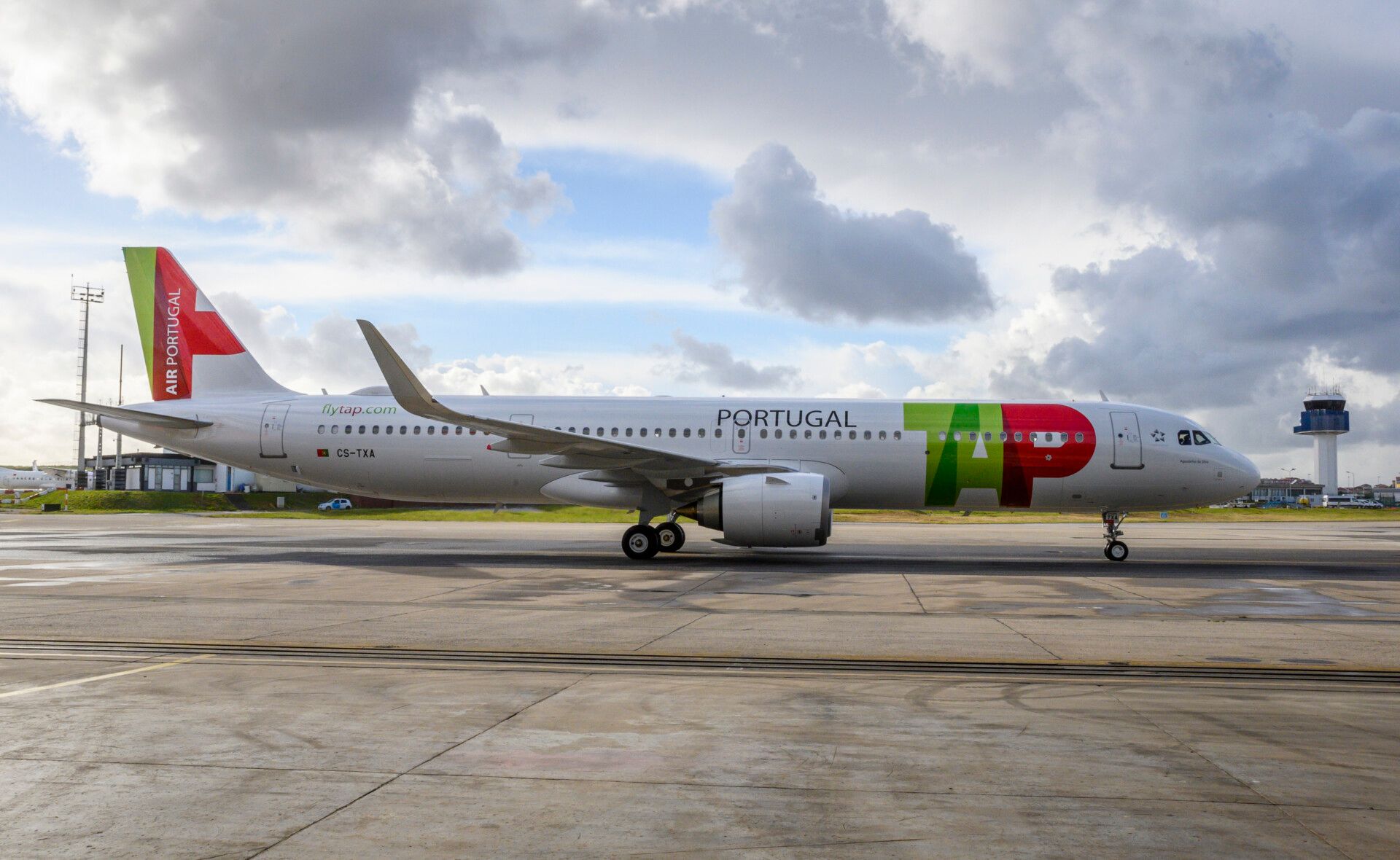 TAP Air Portugal Airbus A321LR Diverts To Funchal Over Bag Mishap