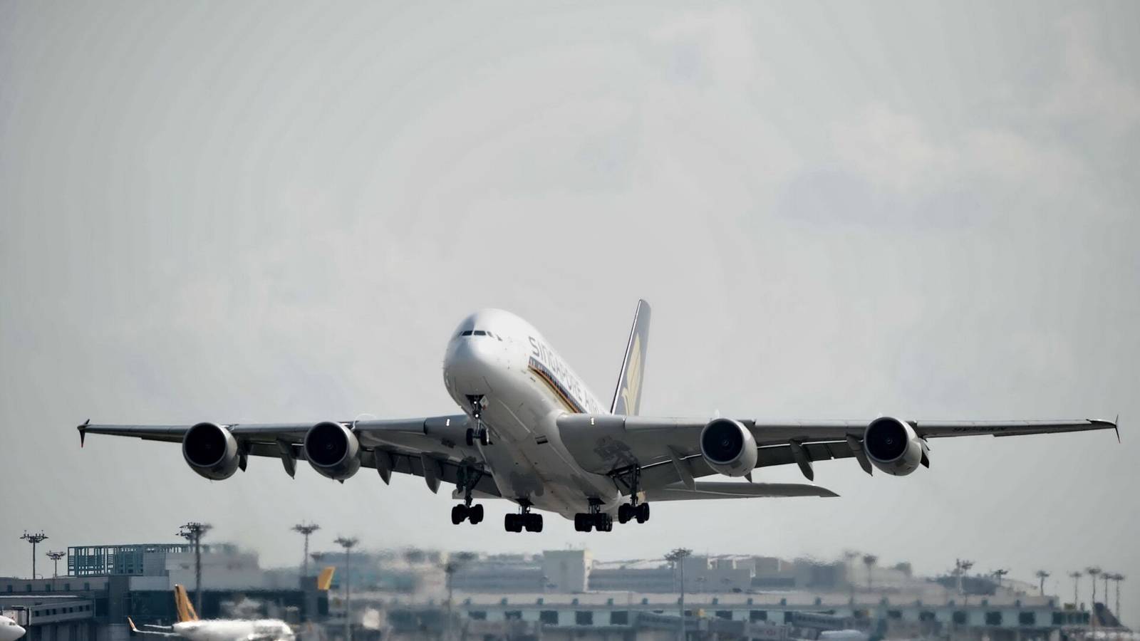 Singapore Airlines Plans Large A380 Return For Summer 2022