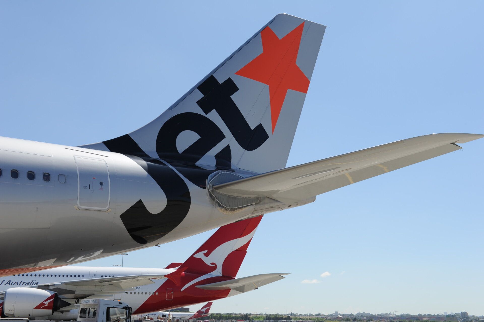 Why Australian Airlines Canceled So Many Sydney Christmas Eve Flights