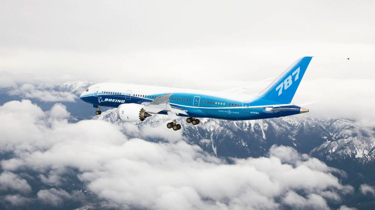 Why Boeing Isn't Focusing On Hydrogen As A Fuel