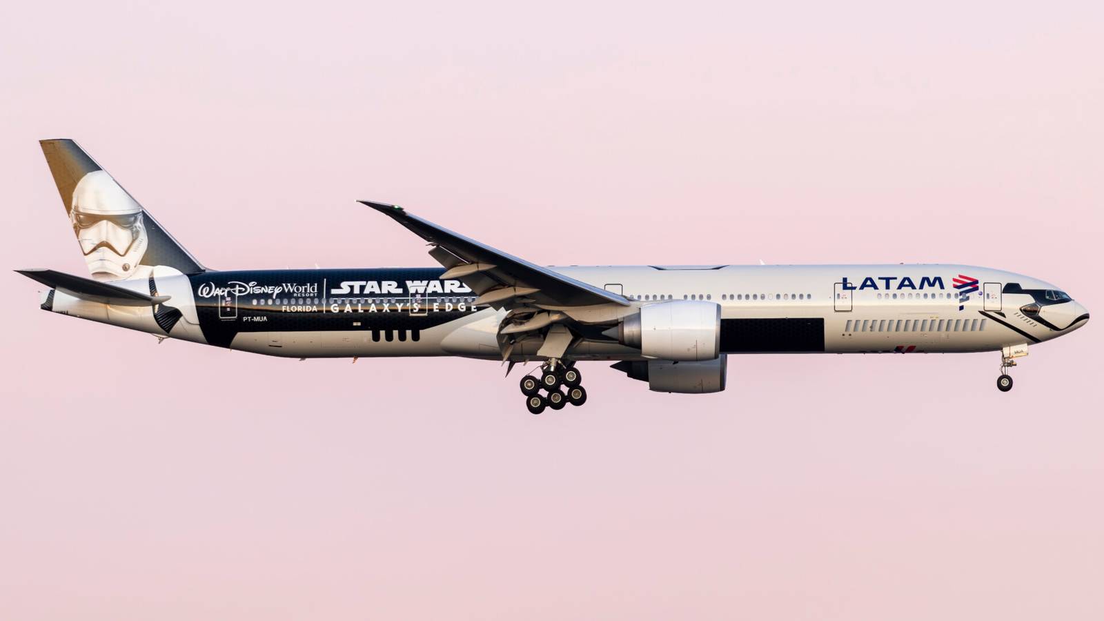 LATAM Returns To London Heathrow In Style
