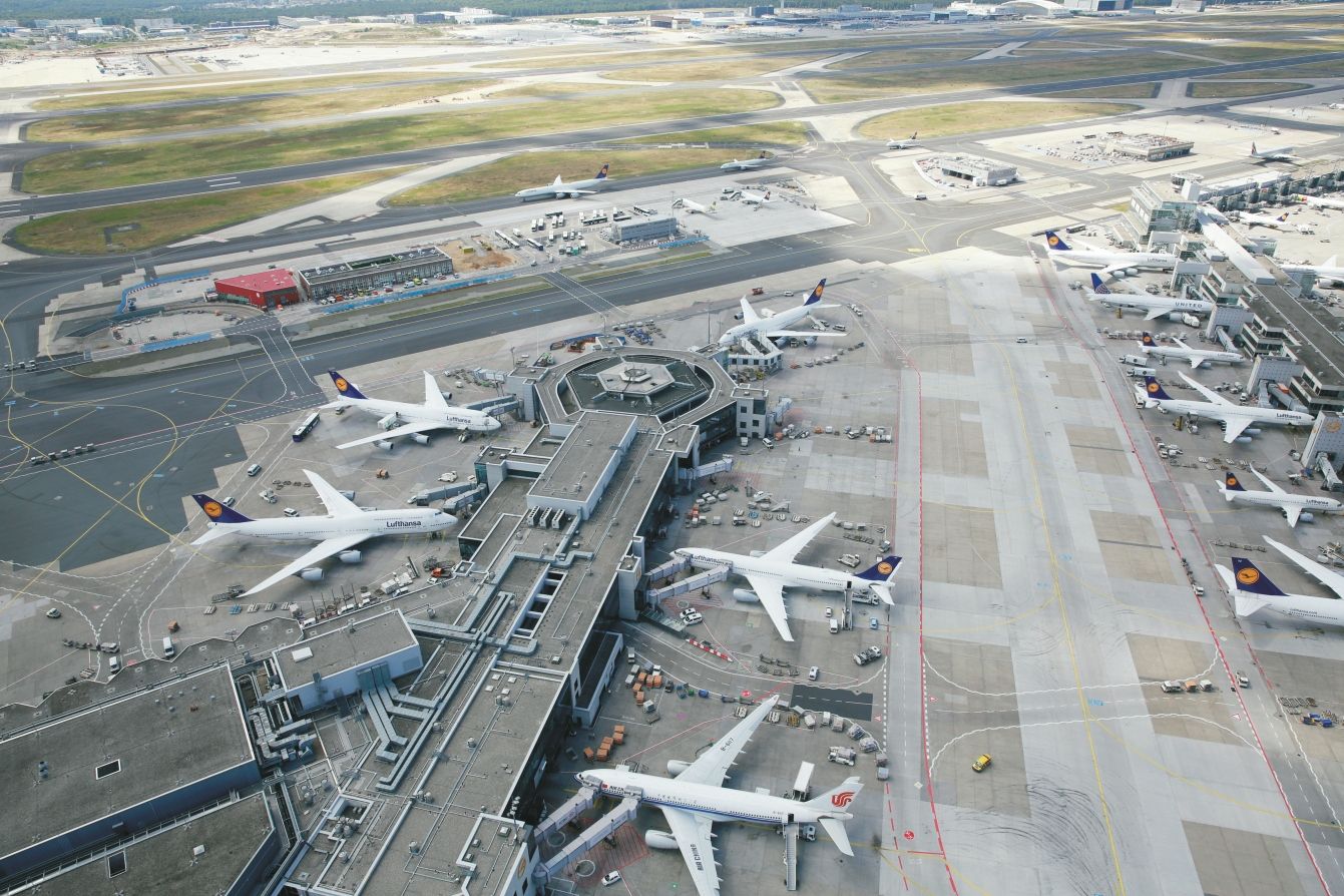 Crazy: Police Arrest Man Near Frankfurt Runway After Go-Around