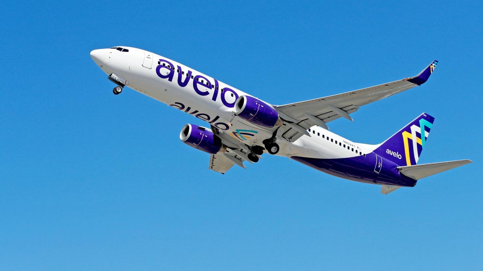 Avelo Airlines Announces Huge Incentives For New Hire Pilots
