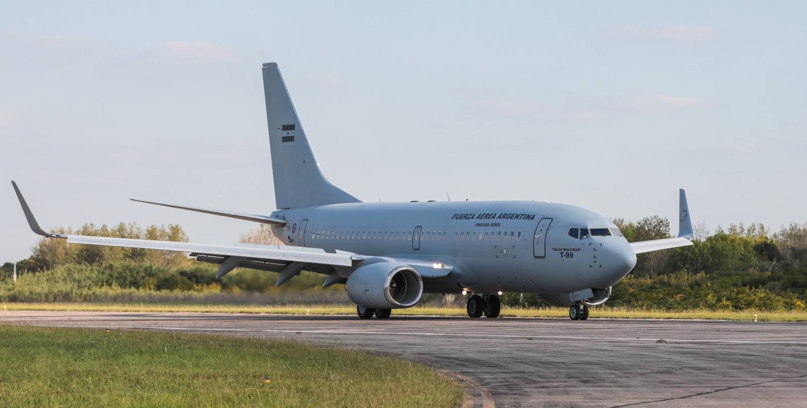 Why Flybondi Is Using A Military Boeing 737 For Commerical Flights