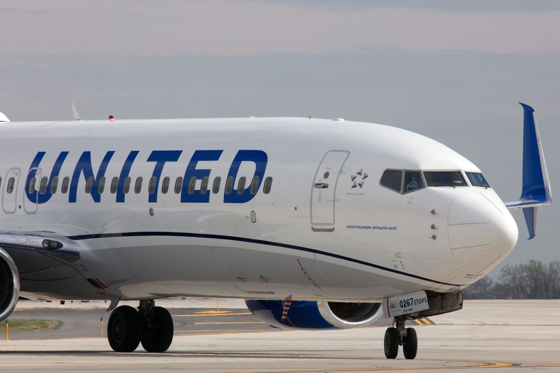 United Airlines To Offer Triple Pay For Extra Trips Amid Omicron Disruption