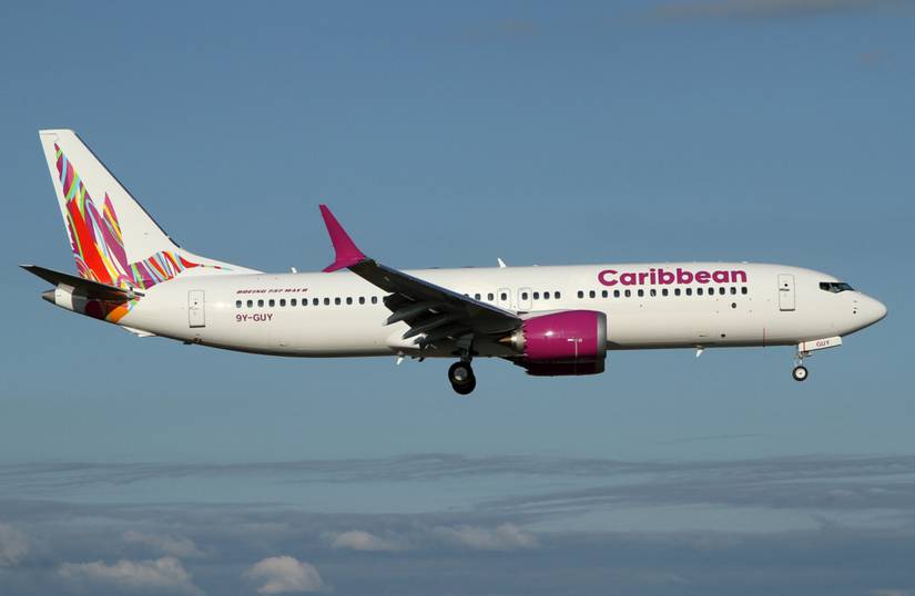 航空機・ヘリコプター BOEING737-8Q8 Caribbean Airlines Boeing 737-8Q8 - Caribbean Airlines | Aviation Photo