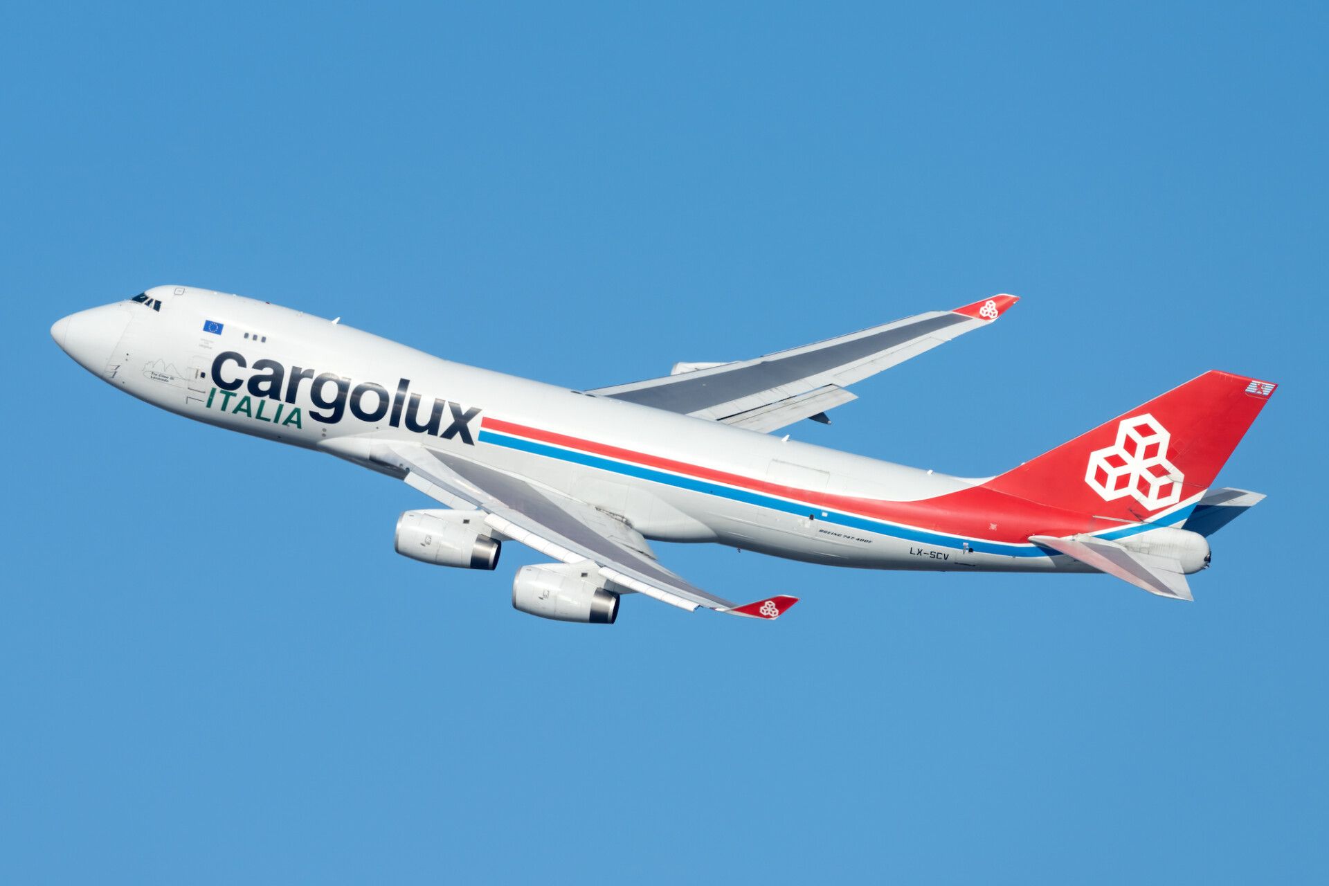 Man Stows Away On Cargolux Boeing 747 Wheel From South Africa