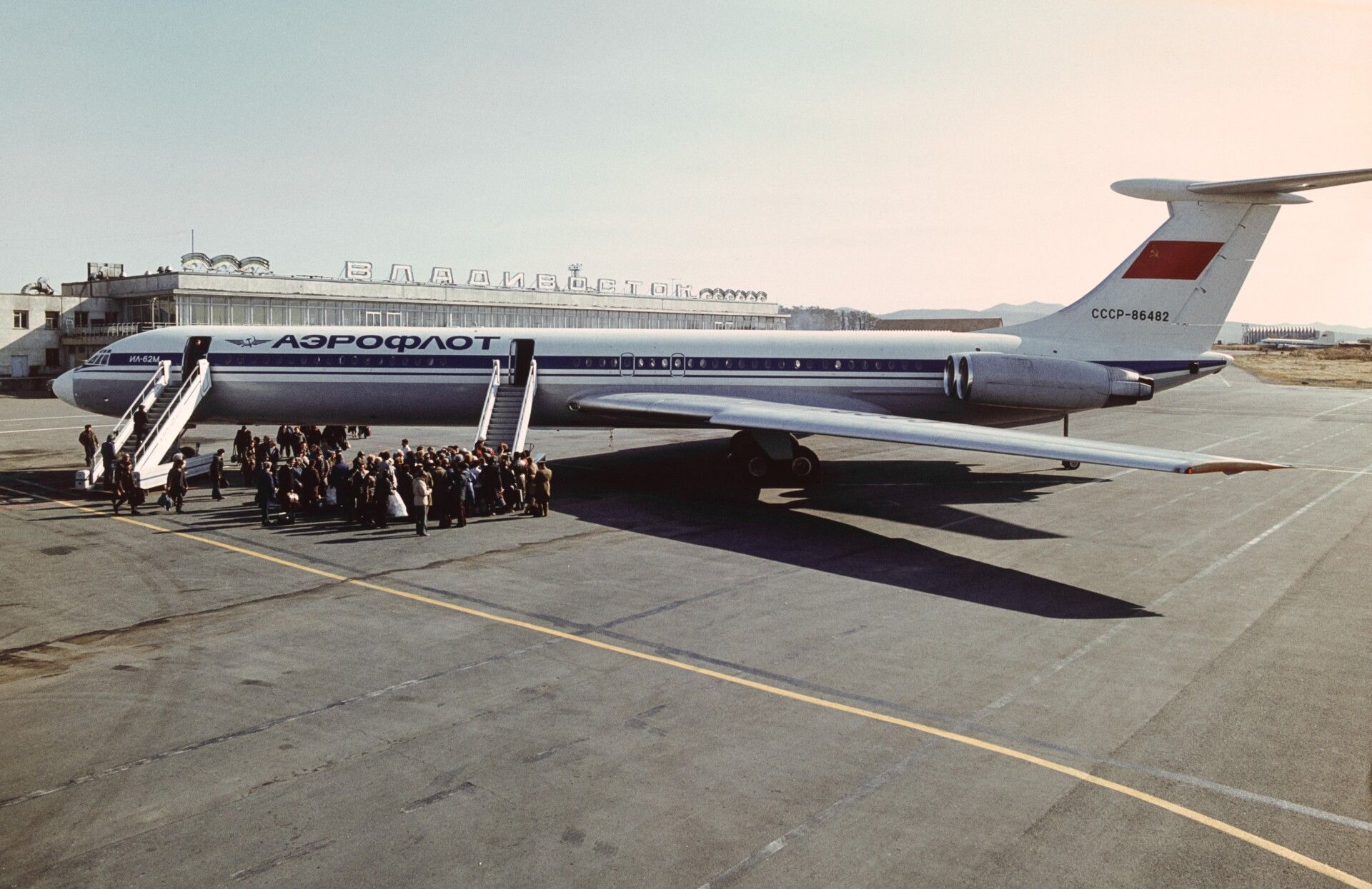 Once The Largest Jetliner In The World: 59 Years Of Ilyushin Il-62 Flight