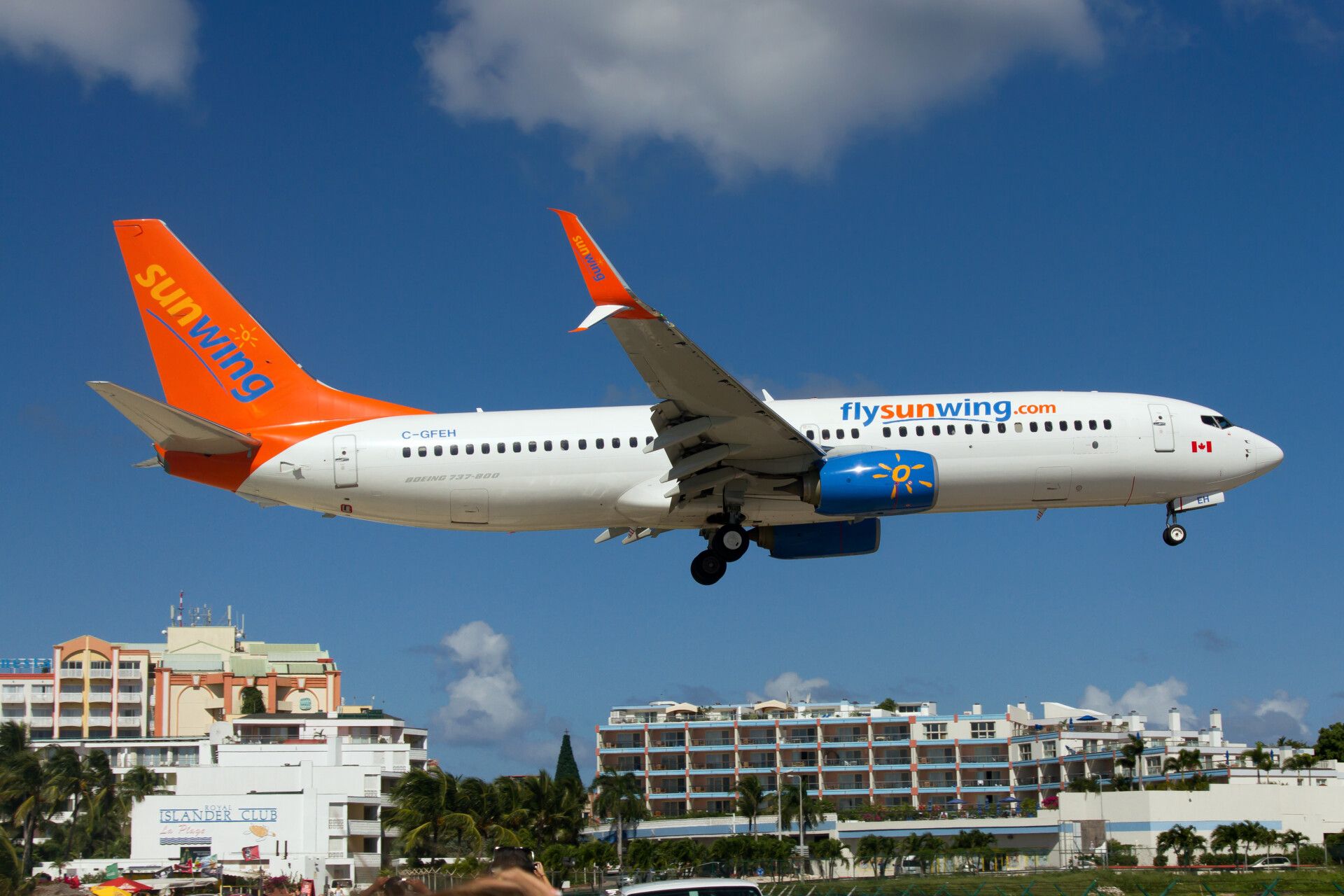 Why Montreal Airport Is Worried About WestJet’s Sunwings Takeover