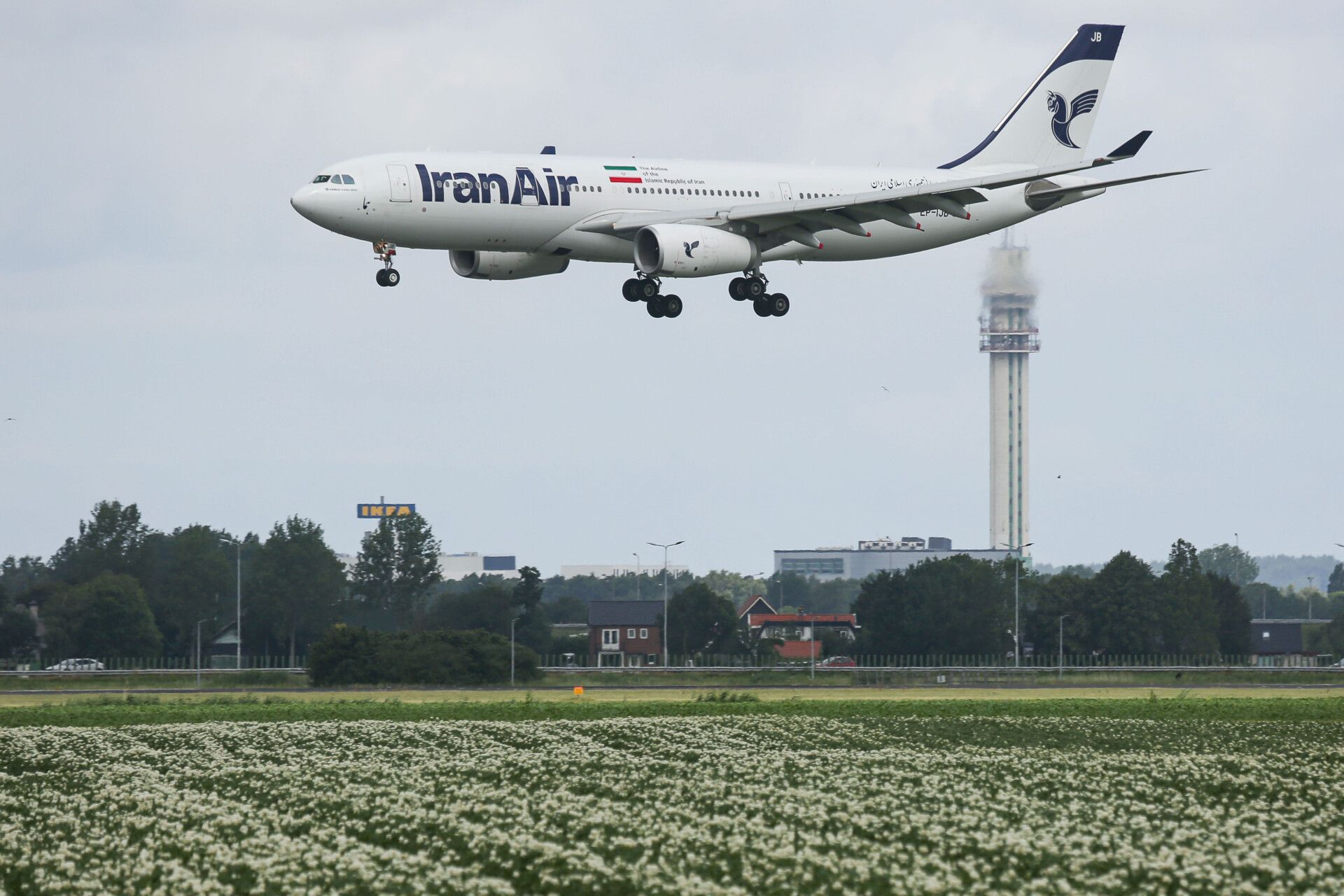 Iran Eyes Legal Action Against Airbus And ATR Over Spare Parts Supply