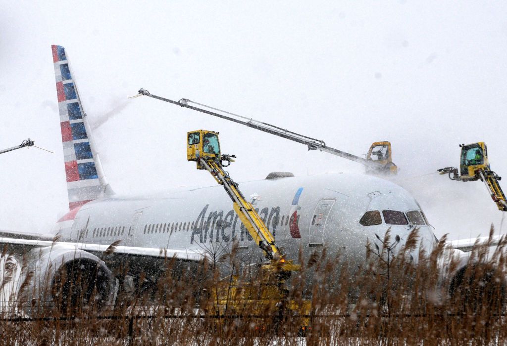 Snow Causes Significant Delays And Cancelations For US Travelers