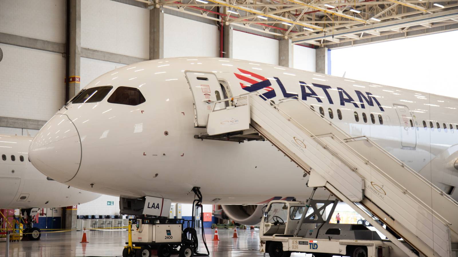LATAM Brazil Operates Its 1st International Boeing 787 Flight