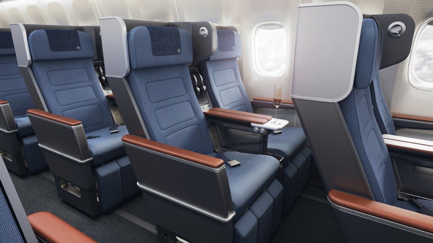 A Look At Lufthansa's New Boeing 747-8 Premium Economy Seat