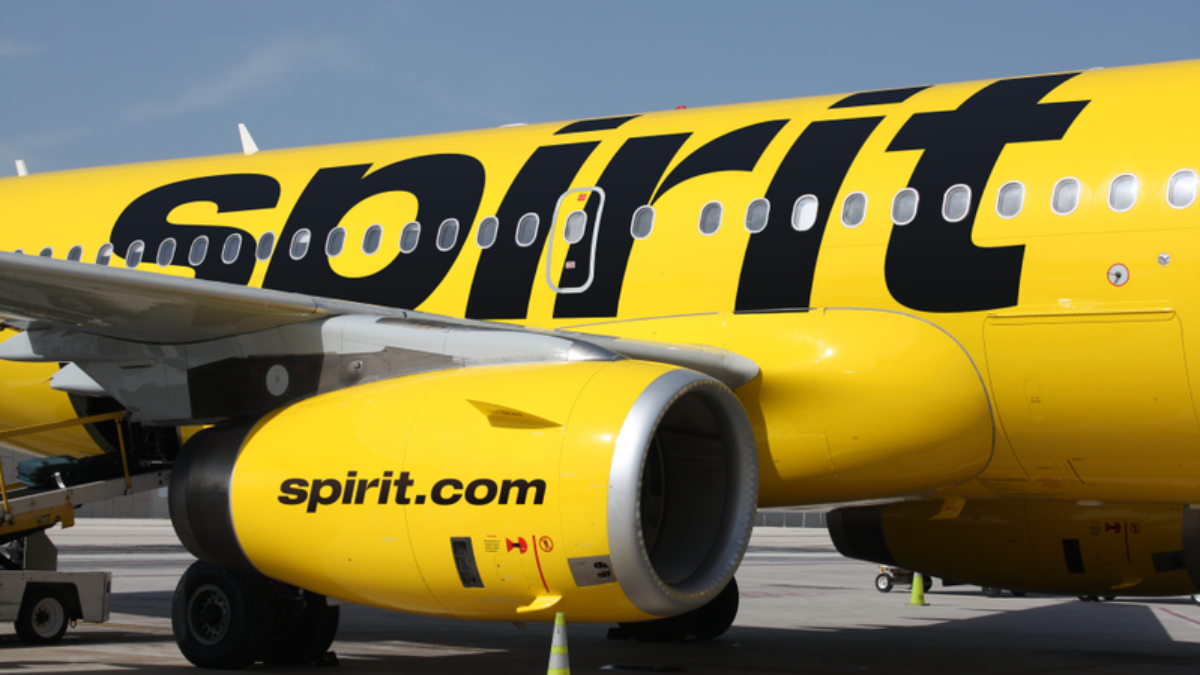 Busted: Dodgy Spirit Airlines Baggage Handler Faces Theft Charge