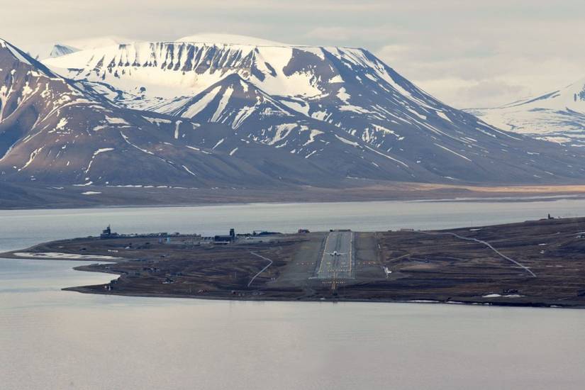 Svalbard Airport