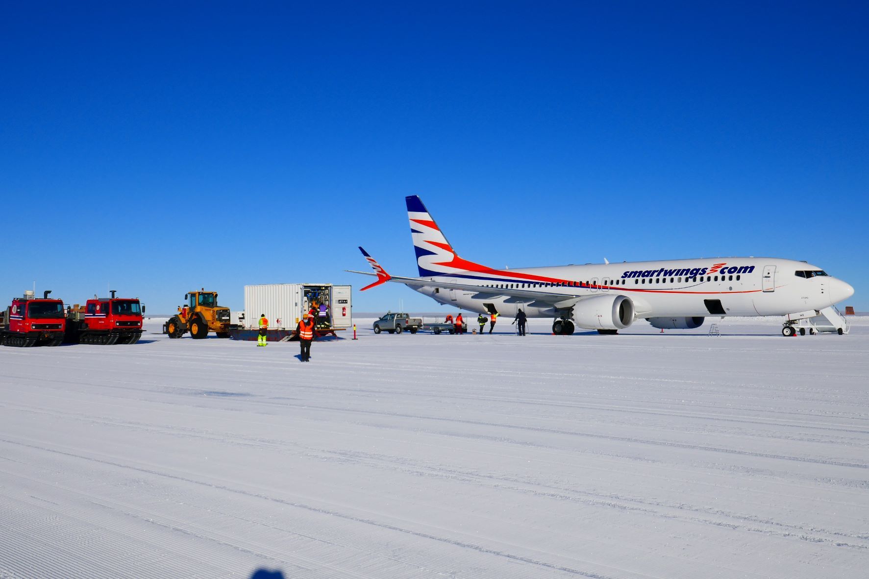 Smartwings Operates The World's First 737 MAX Flight To Antarctica