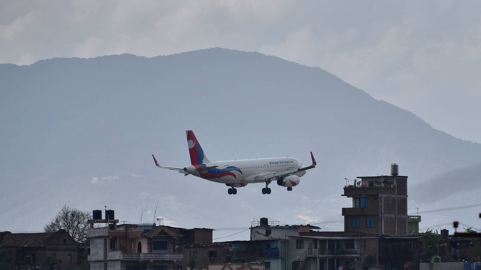 Nepal Airlines A320 Returns To Dubai With Suspected Hydraulic Leak