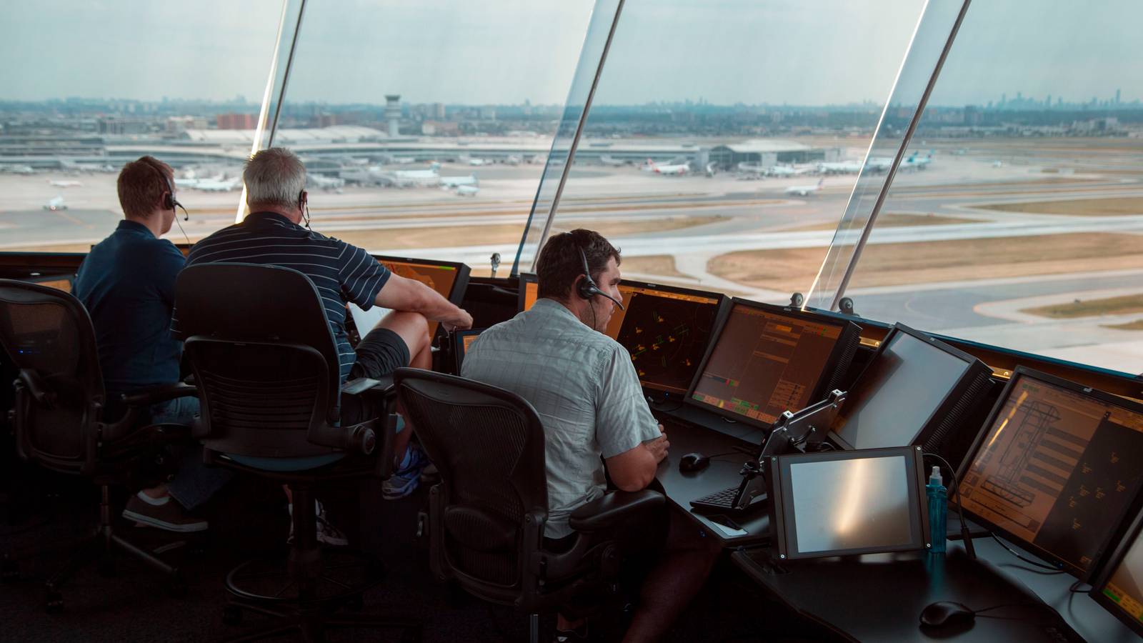 Canada Looks To Introduce An ADS-B Mandate: What This Means