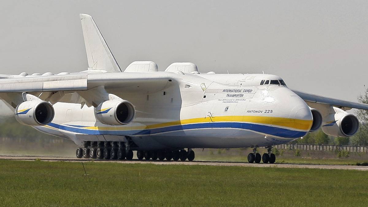 Shannon Airport Remembers The Destroyed Antonov An-225