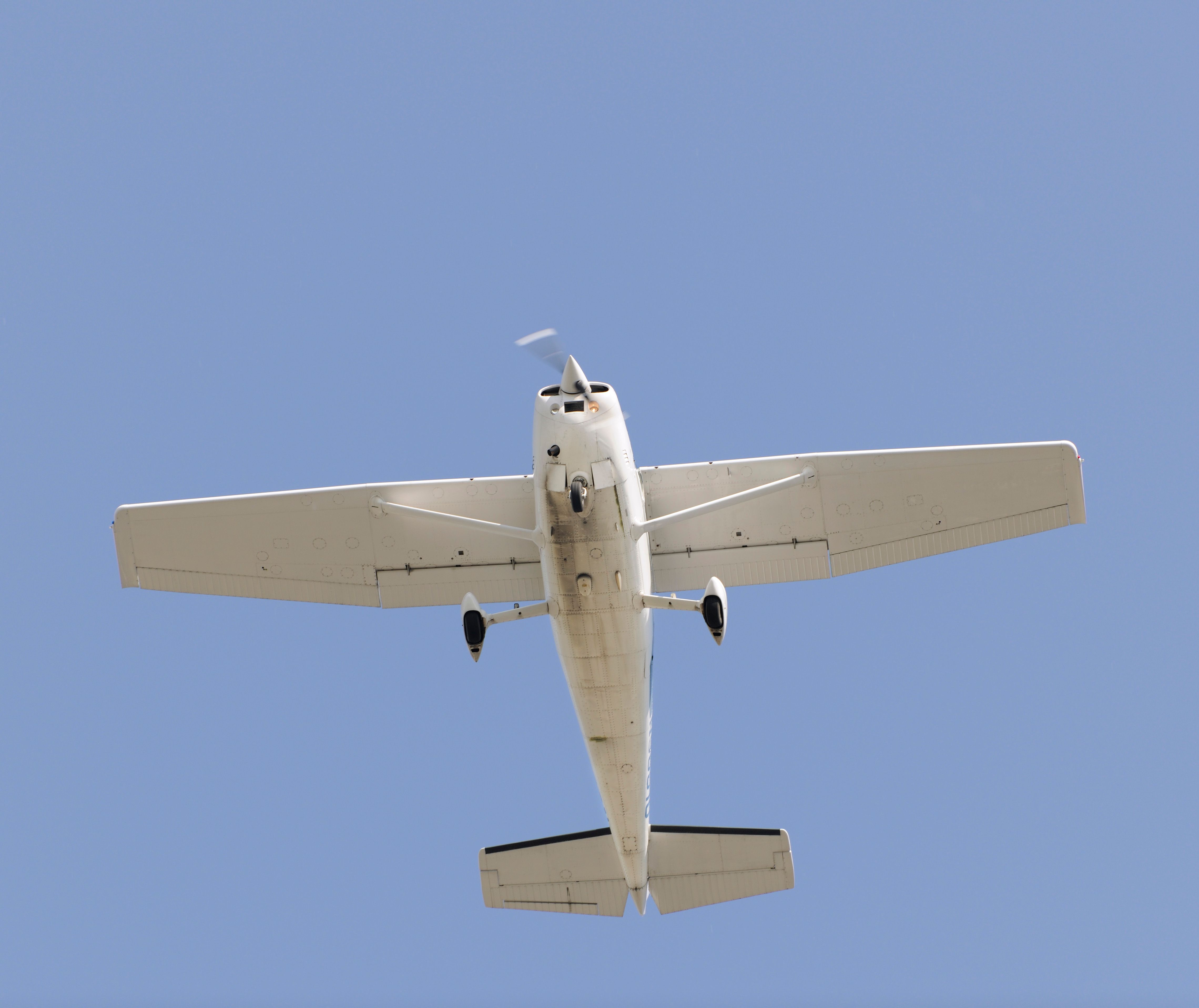 Two Cessna Planes Crashed In Iceland And Peru This Week
