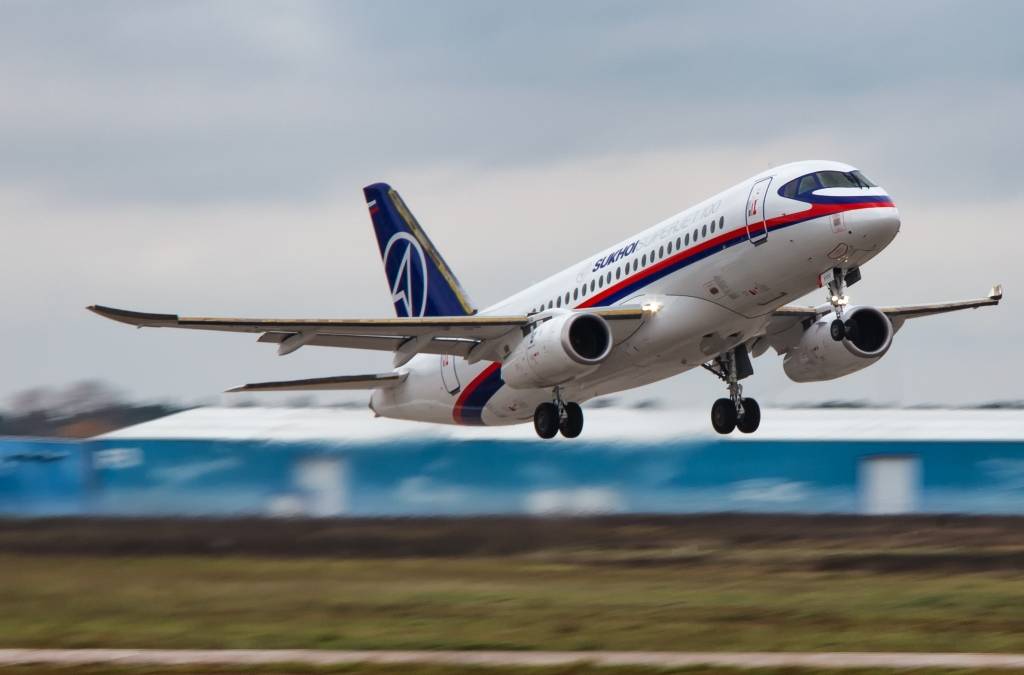 Russia Tests Its New Sukhoi SSJ Engine Up To 39,000 Feet