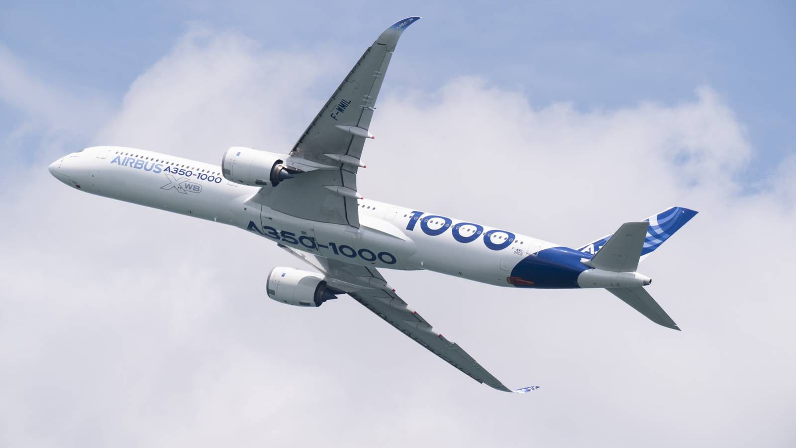 Airbus Opens A New A350 Simulator In Asia