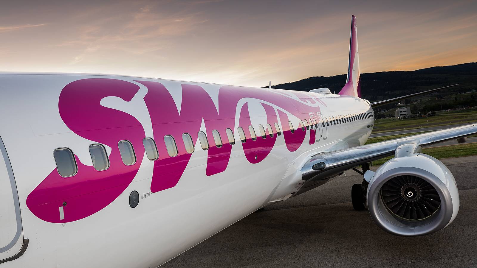 Canadian LCC Swoop Operates Its 1st Toronto-Chicago Flight
