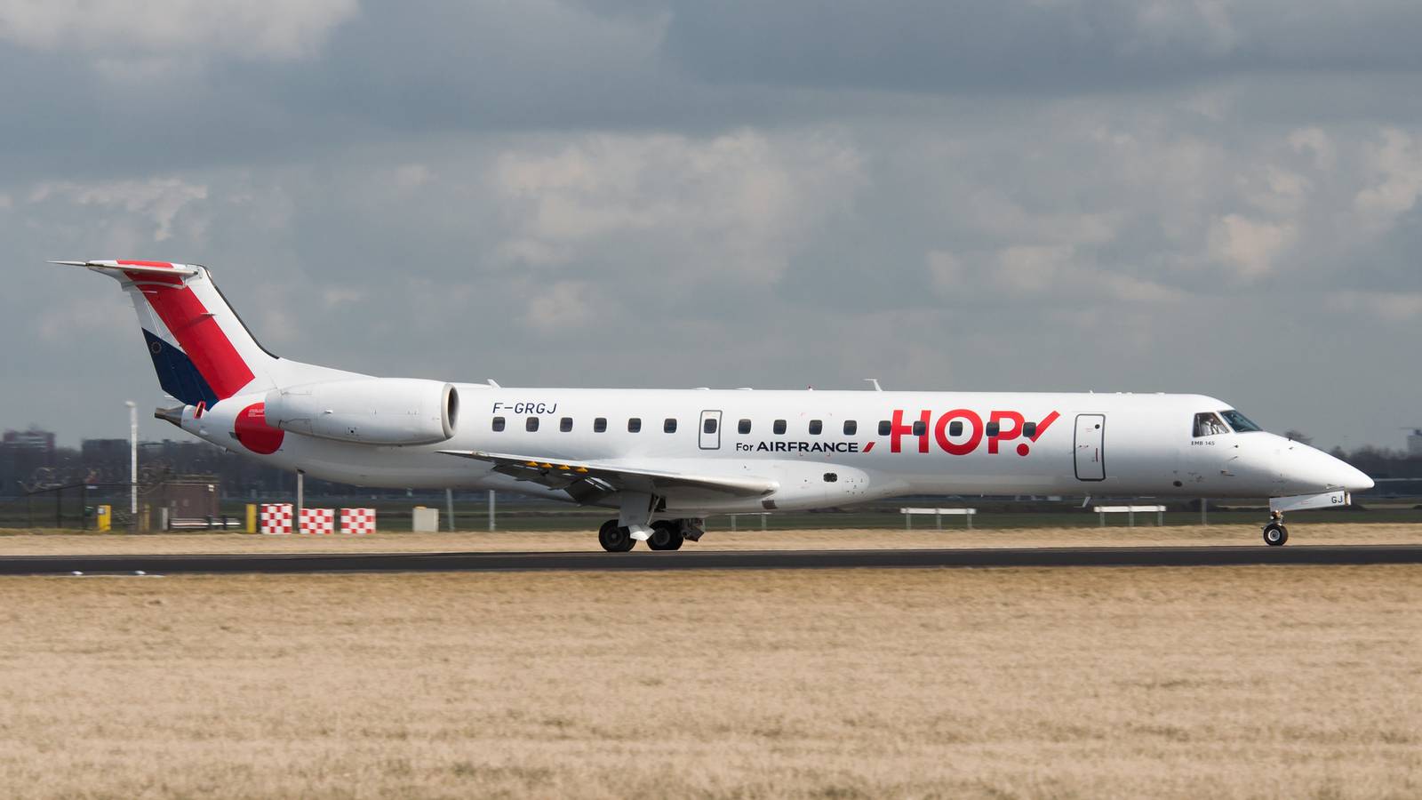 Air France To Send 14 HOP! Bombardier CRJ1000s To Jetcraft Commercial
