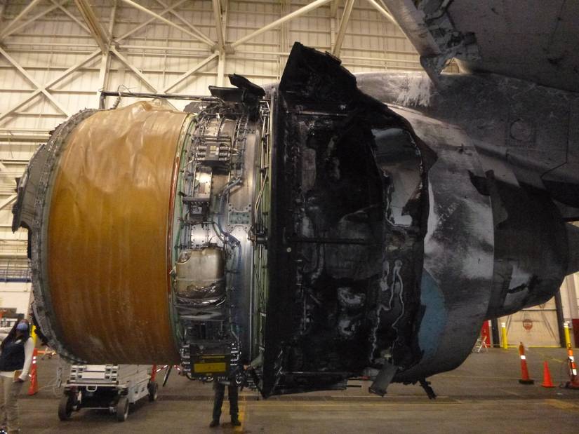 Fire Flight Eight Engine NTSB Issues Final Report On United Airlines Flaming Engine Incident