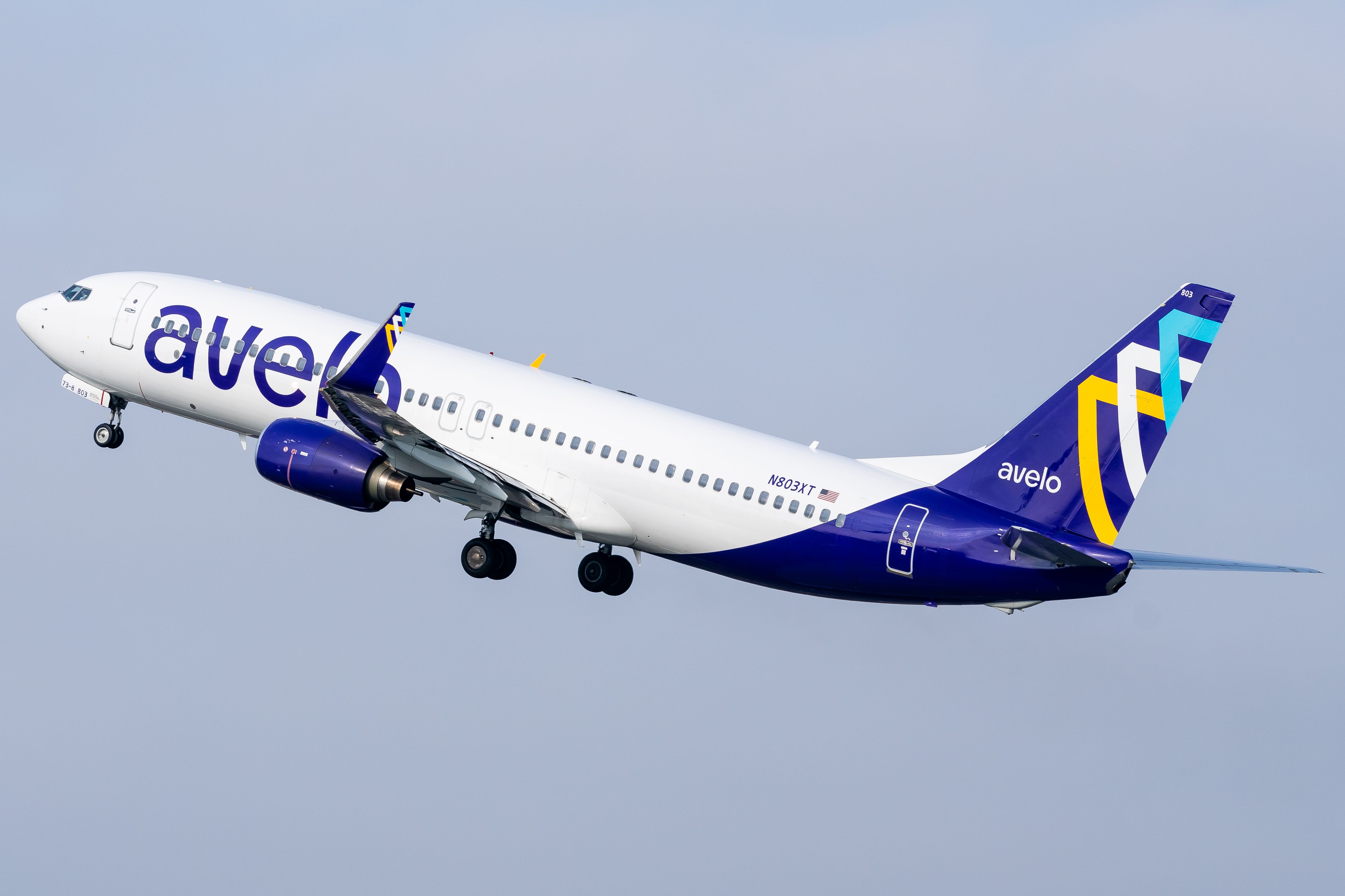 Wow: Avelo Becomes The 3rd Airline On Charleston-Orlando