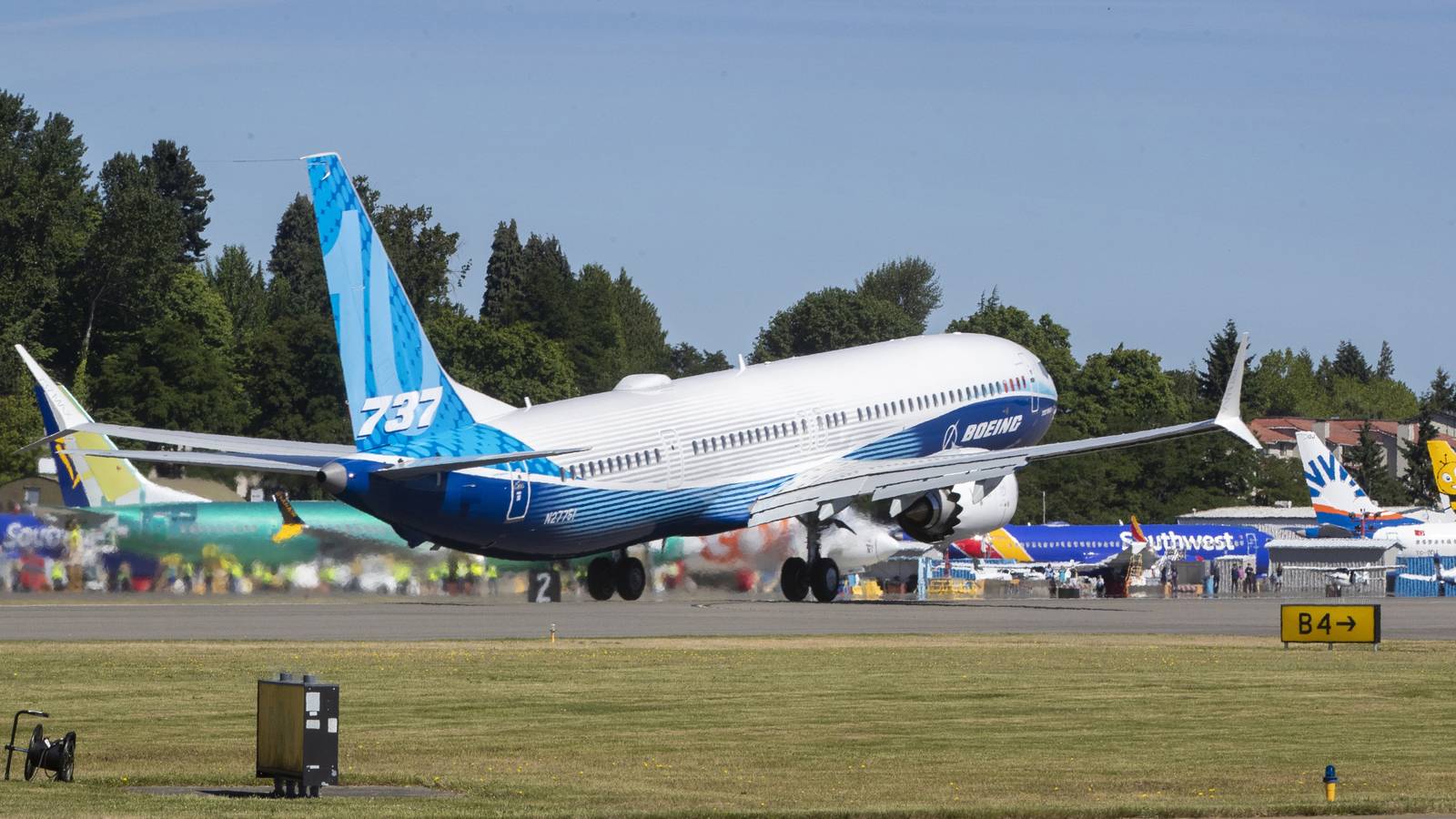 Boeing Is Reportedly Worried About Missing A Key 737 MAX 10 Certification Deadline