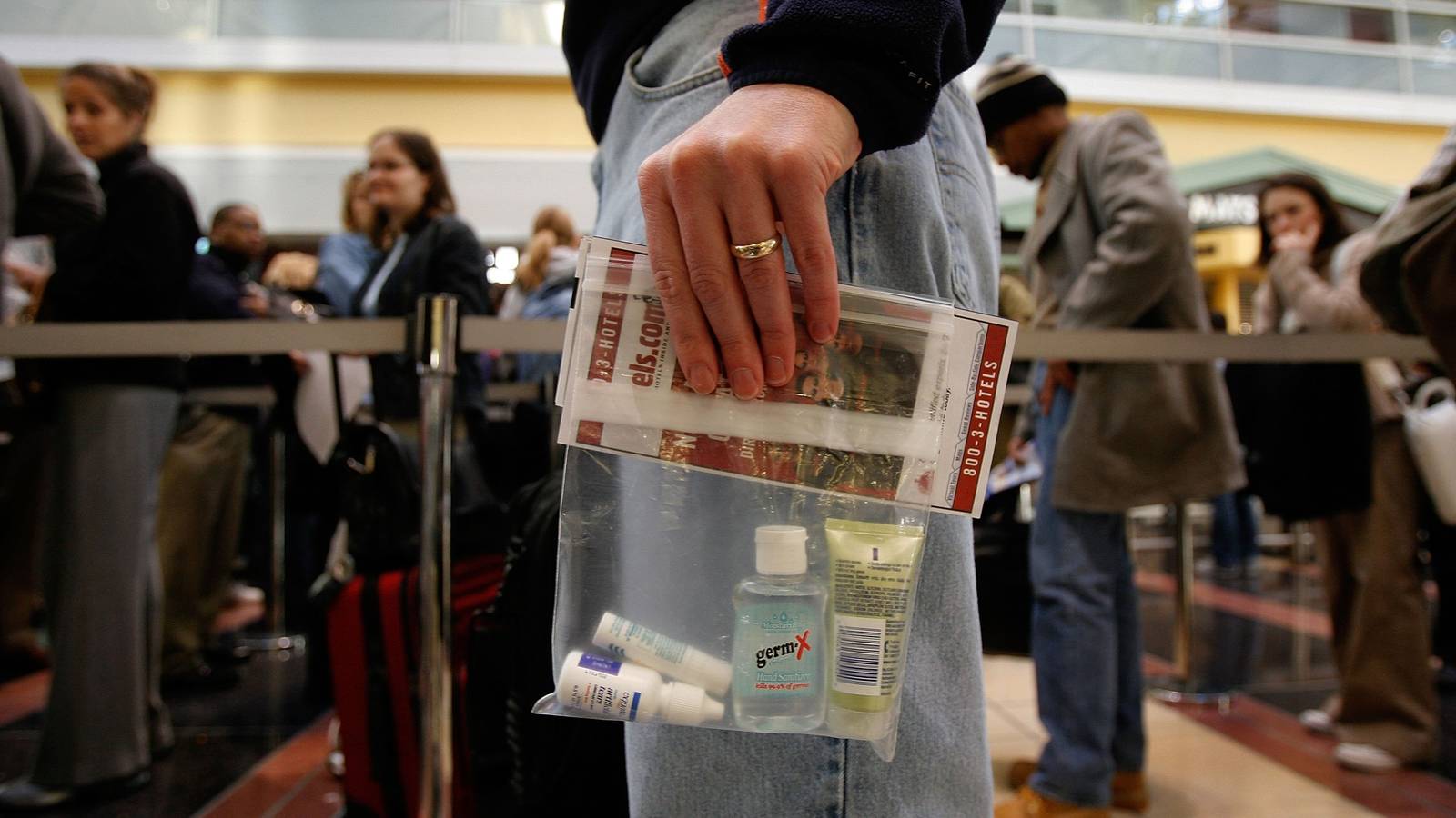 How Next Generation Airport Scanners Are Ending The 100ml Liquid Rule