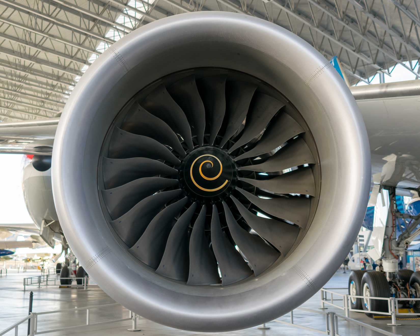 Rolls Royce Vs General Electric - Boeing 787 Engine Options Explained