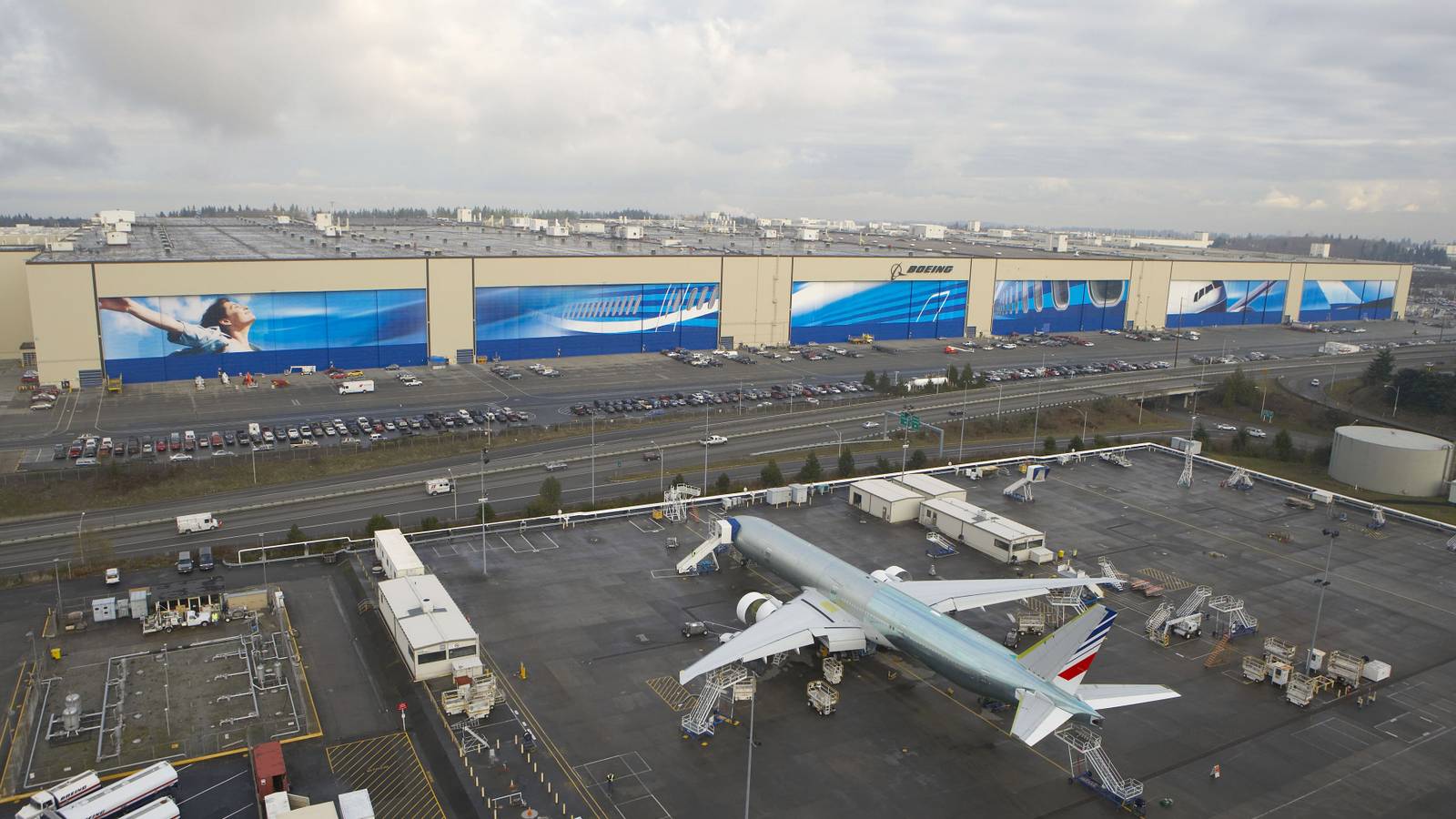 Boeing Announces $2M Ukraine Humanitarian Support Package