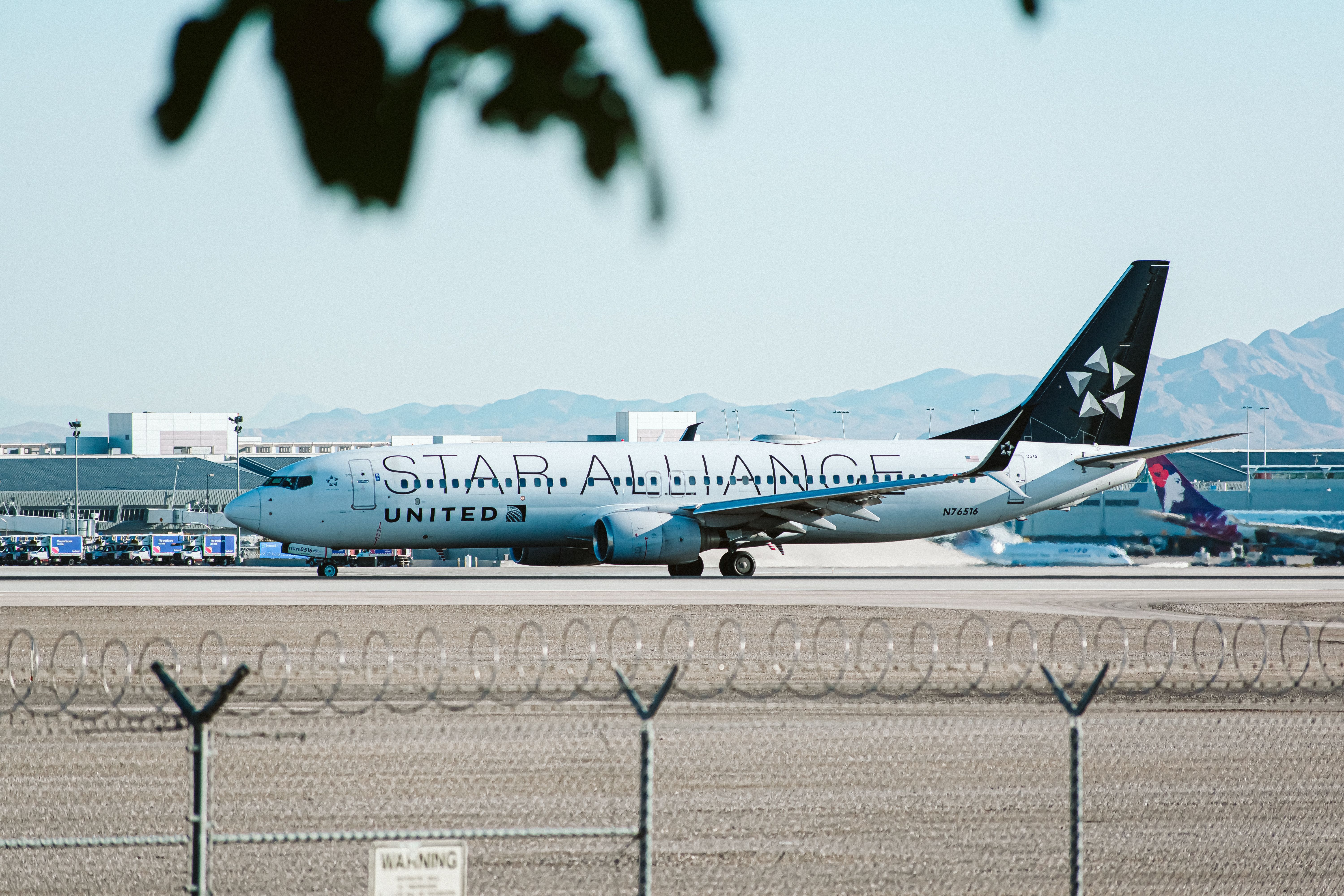 United Boeing 737 Diverts To Austin With Reports Of Fire Onboard