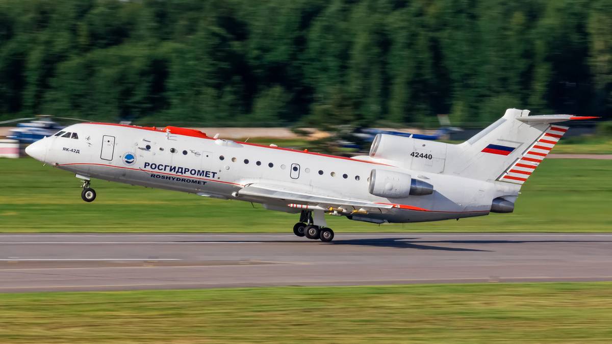 Which Airlines Fly The Yakovlev Yak-42 In 2023?