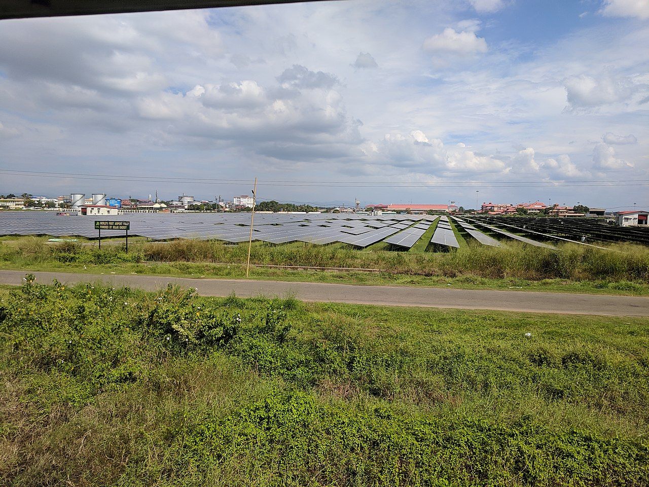 How The Indian Government Is Encouraging Green Energy Use At Airports