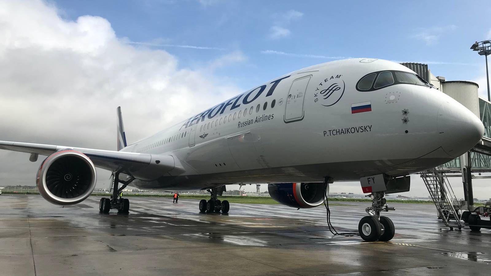 Vietnam Airlines Will Stop Flying To Russia From Friday